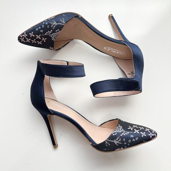 Charles By Charles David Navy Floral Ankle Strap Heels Size 6 Embroidered - Picture 7 of 14